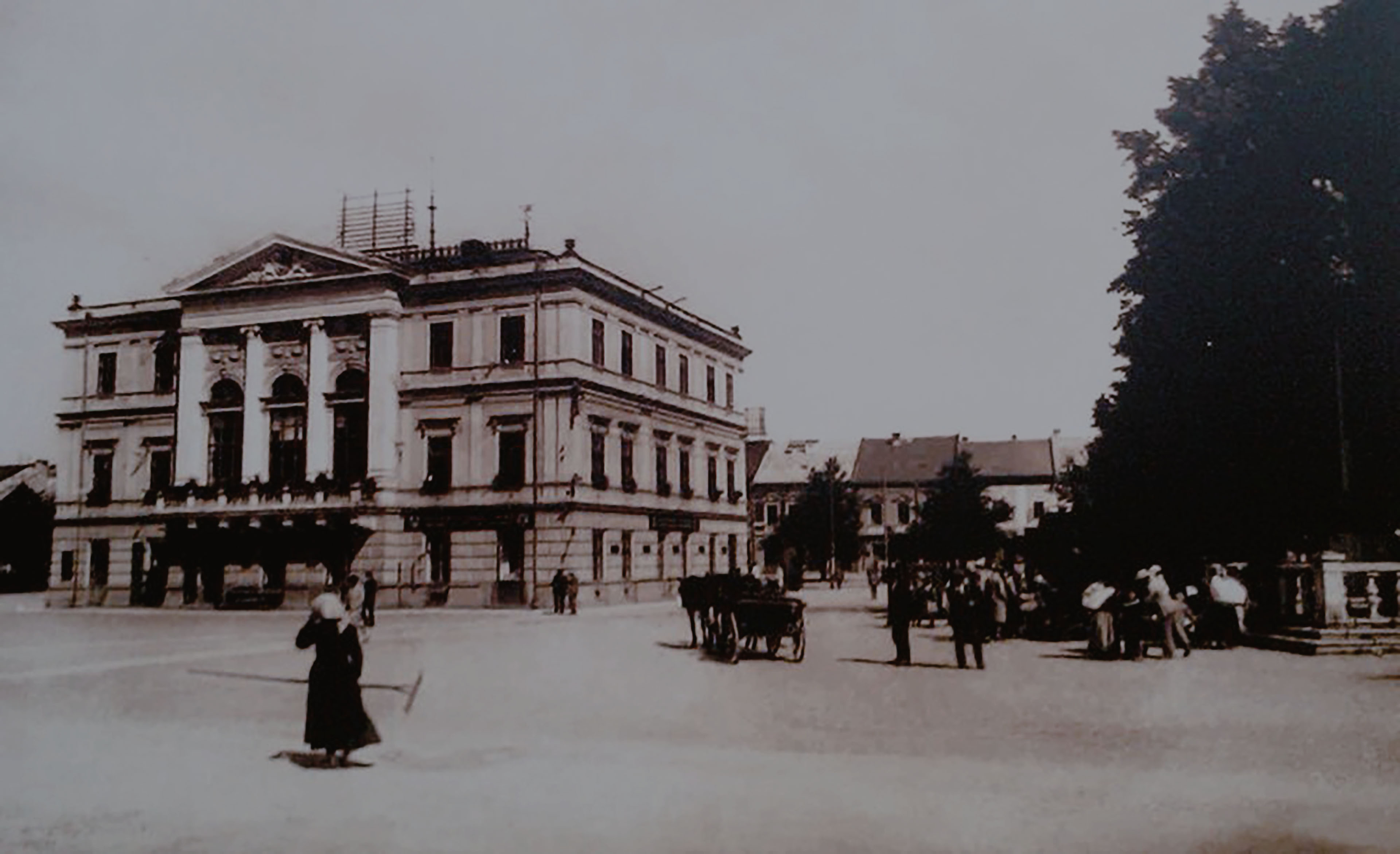 Historická fotografia radnice mesta Spišská Nová Ves